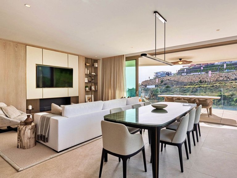 Apartment for Sale in Nueva Andalucía, Malaga 5