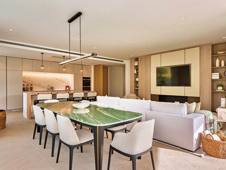Apartment for Sale in Nueva Andalucía, Malaga 6