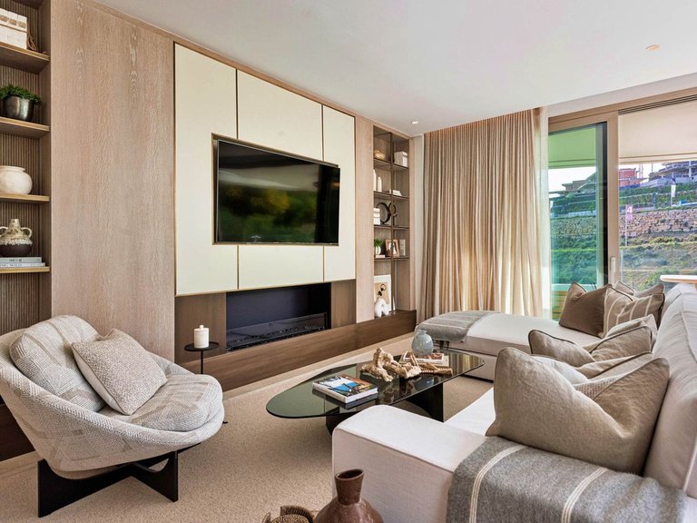 Apartment for Sale in Nueva Andalucía, Malaga 8