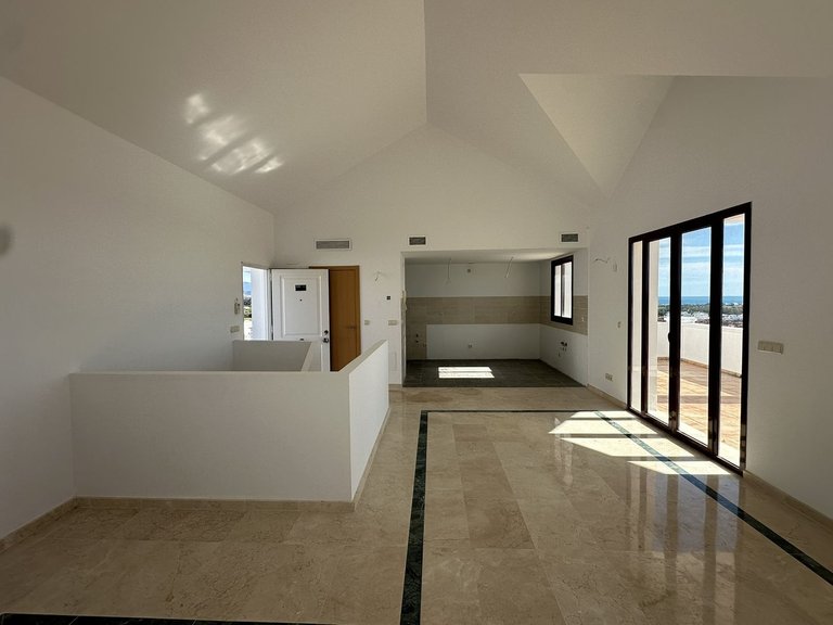 Villa for Sale in Doña Julia, Malaga 10