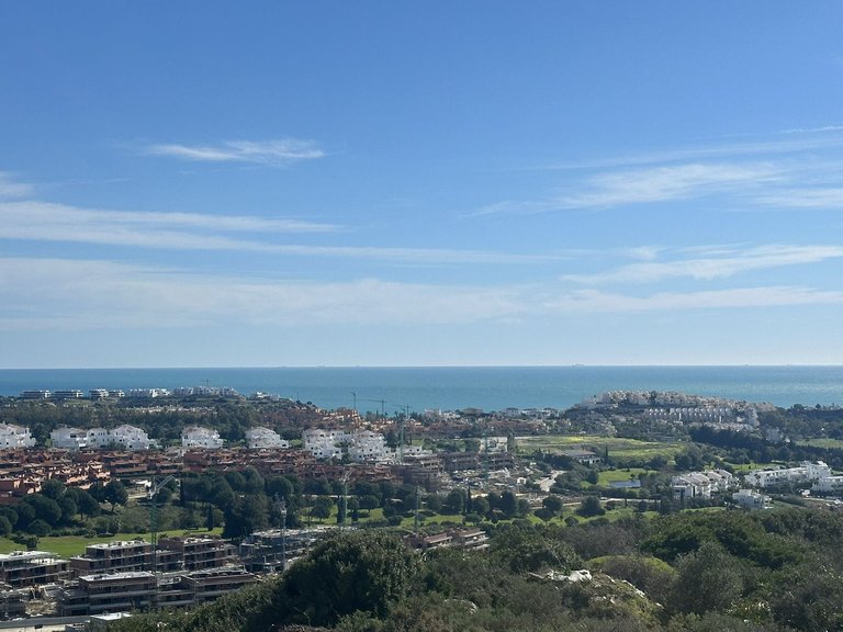 Villa for Sale in Doña Julia, Malaga 28