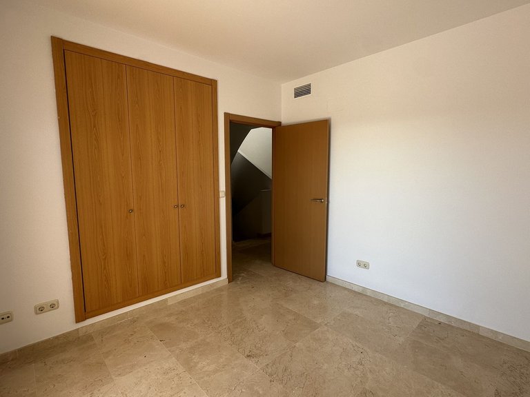 Villa for Sale in Doña Julia, Malaga 34