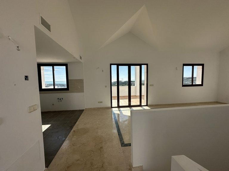 Villa for Sale in Doña Julia, Malaga 7