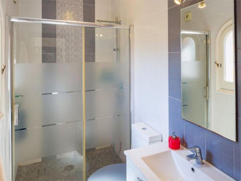 Villa for Sale in El Rosario, Malaga 12