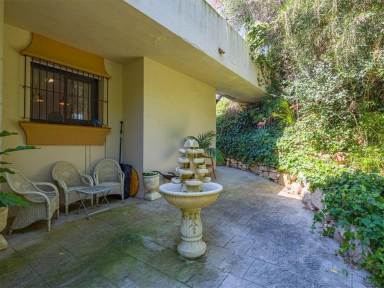 Villa for Sale in El Rosario, Malaga 20