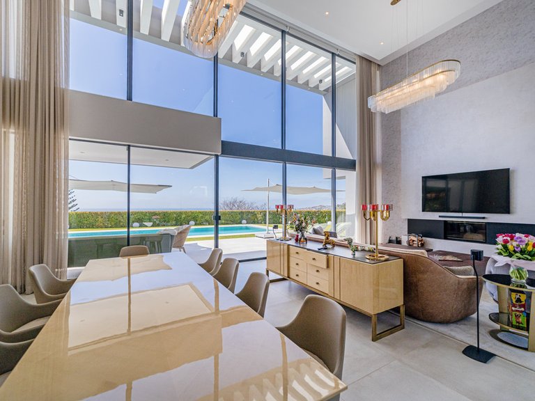 Villa for Sale in Los Arqueros, Malaga 12