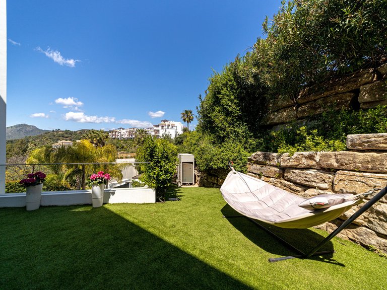 Villa for Sale in Los Arqueros, Malaga 28