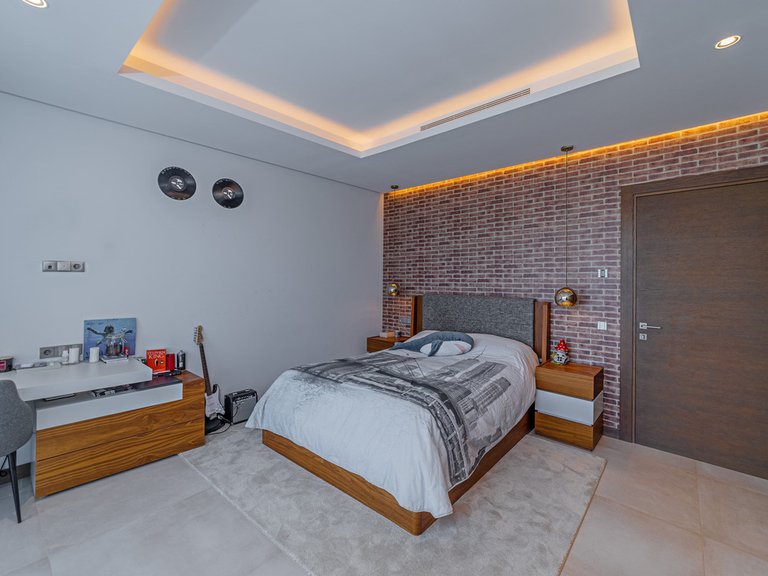 Villa for Sale in Los Arqueros, Malaga 33