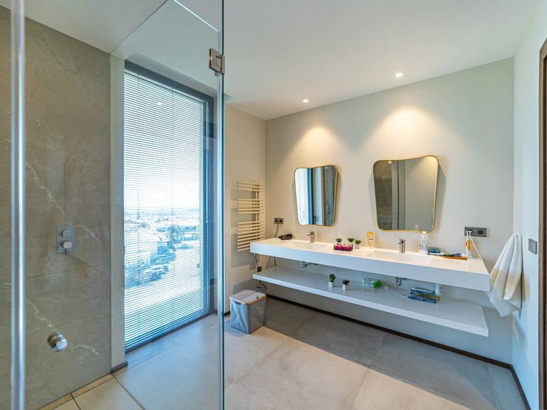 Villa for Sale in Los Arqueros, Malaga 50