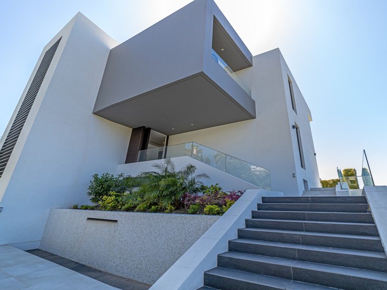 Villa for Sale in Los Arqueros, Malaga 55
