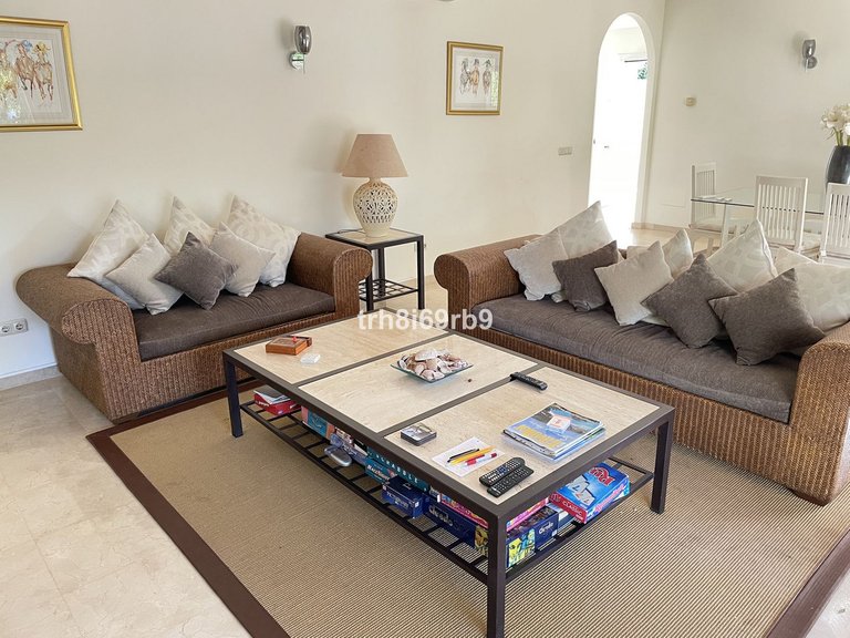 Villa for Sale in New Golden Mile, Malaga 16