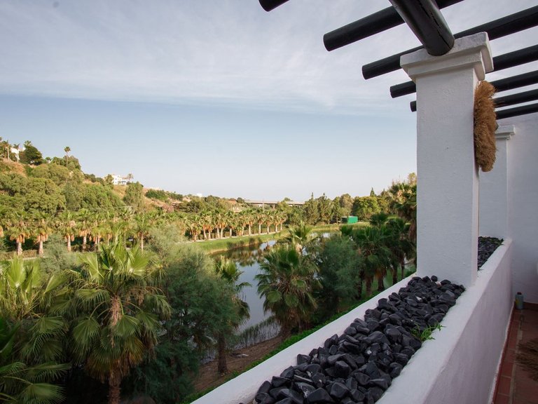Apartment for Sale in La Quinta, Malaga 17