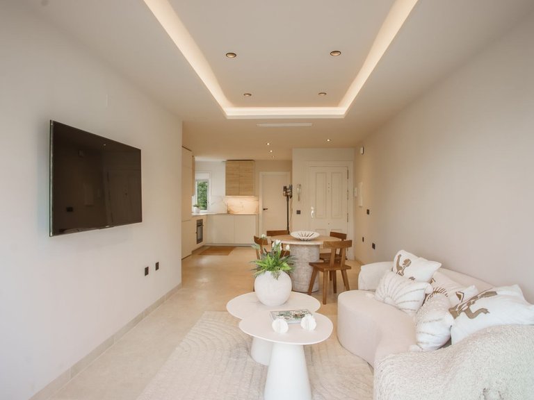 Apartment for Sale in La Quinta, Malaga 2