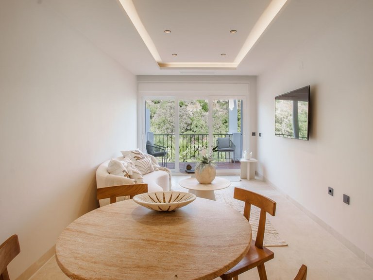 Apartment for Sale in La Quinta, Malaga 3