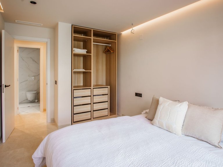 Apartment for Sale in La Quinta, Malaga 9