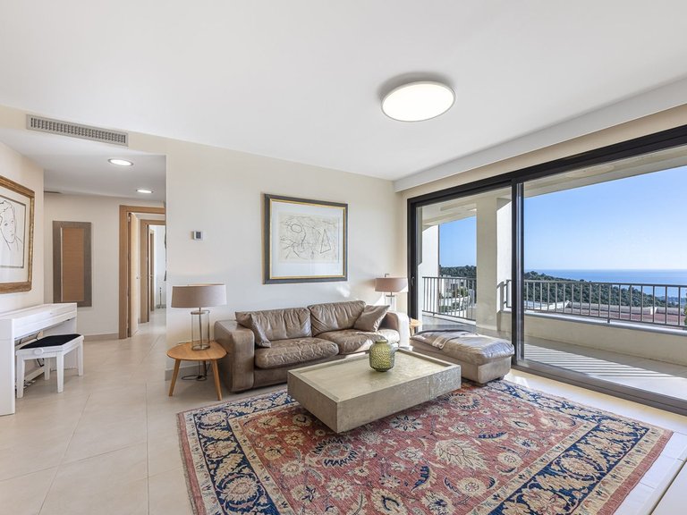 Apartment for Sale in Marbella, Malaga 15