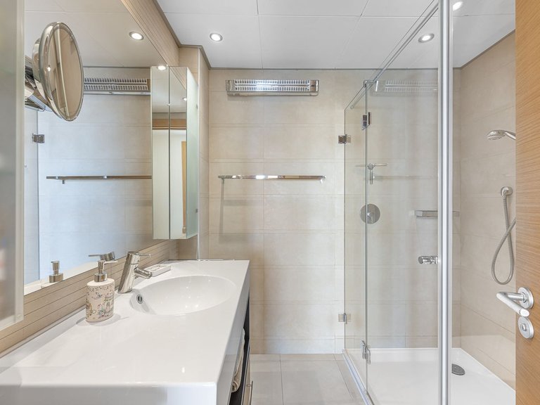 Apartment for Sale in Marbella, Malaga 21