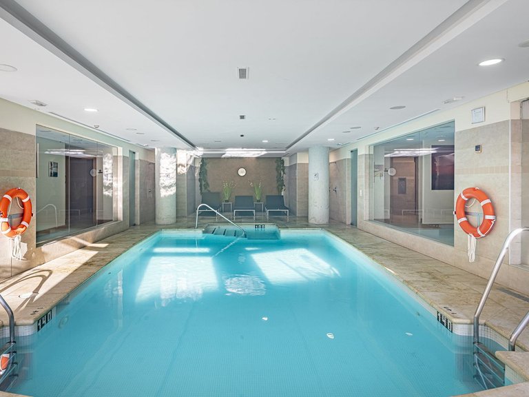 Apartment for Sale in Marbella, Malaga 31