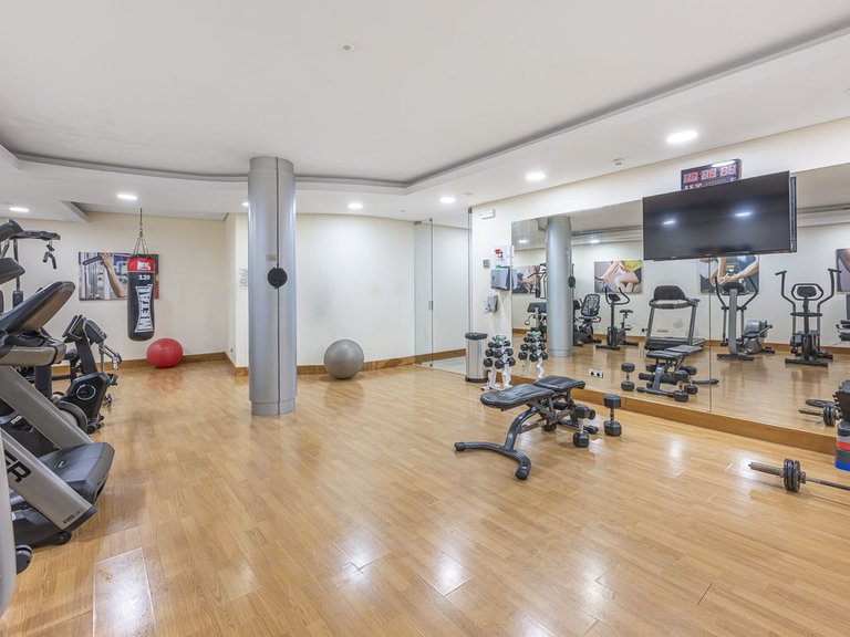 Apartment for Sale in Marbella, Malaga 32