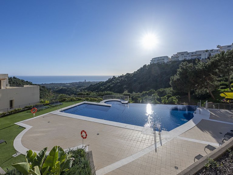 Apartment for Sale in Marbella, Malaga 37