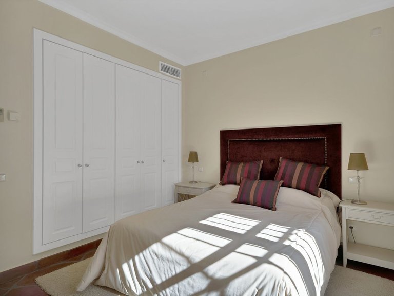 Villa for Sale in Benahavís, Malaga 16