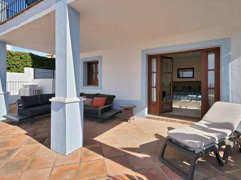 Villa for Sale in Benahavís, Malaga 24