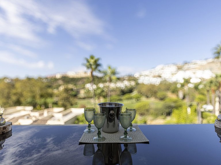 Apartment for Sale in La Quinta, Malaga 19