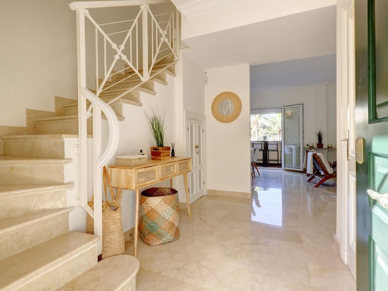 Apartment for Sale in La Quinta, Malaga 27