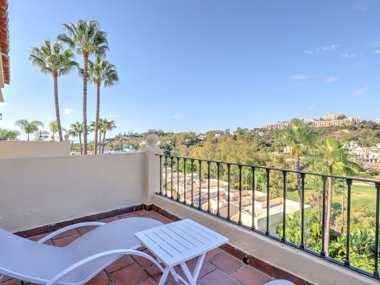 Apartment for Sale in La Quinta, Malaga 33