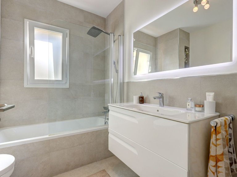 Apartment for Sale in La Quinta, Malaga 36