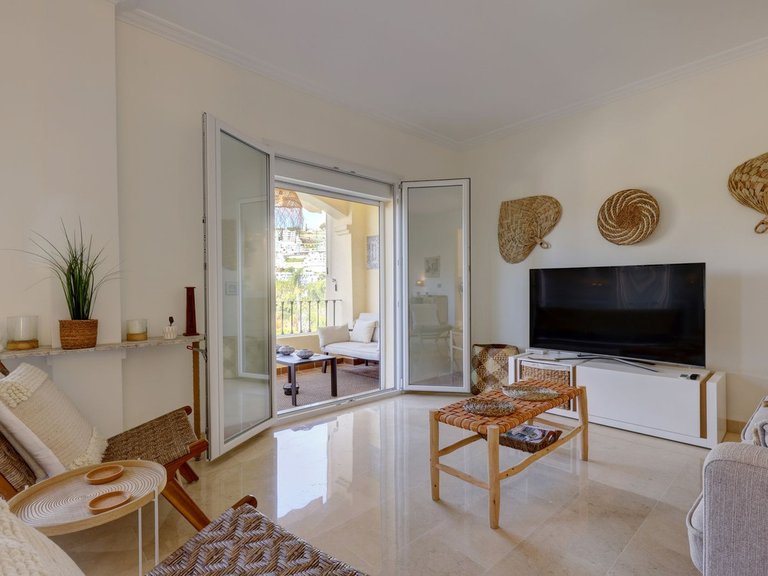 Apartment for Sale in La Quinta, Malaga 5