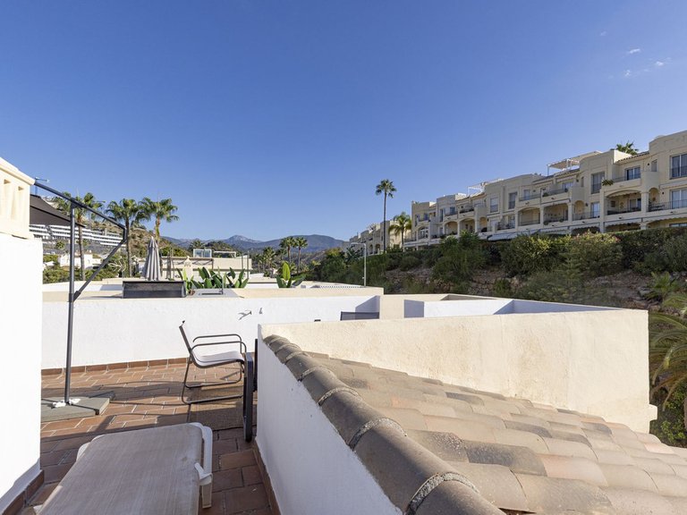 Apartment for Sale in La Quinta, Malaga 53