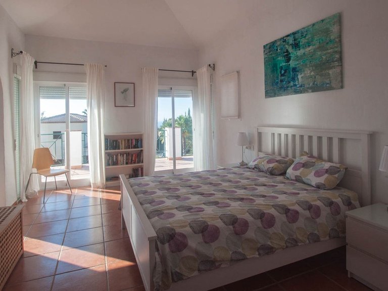 Villa for Sale in Estepona, Malaga 23