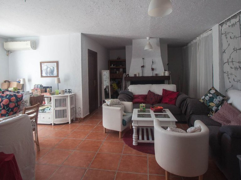 Villa for Sale in Estepona, Malaga 33