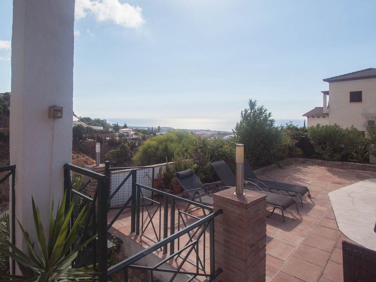 Villa for Sale in Estepona, Malaga 44