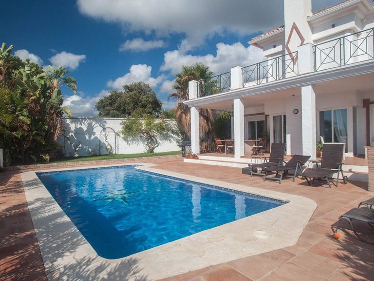 Villa for Sale in Estepona, Malaga 45