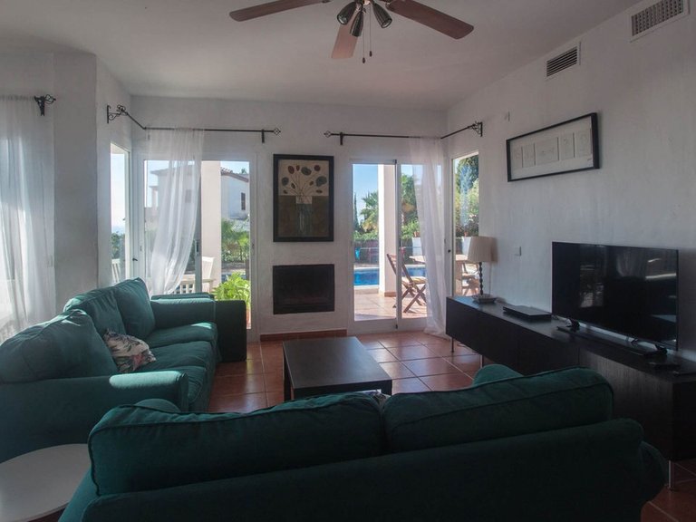 Villa for Sale in Estepona, Malaga 9