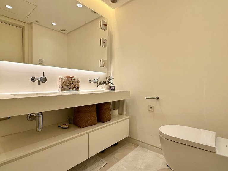 Apartment for Sale in Ojén, Malaga 12