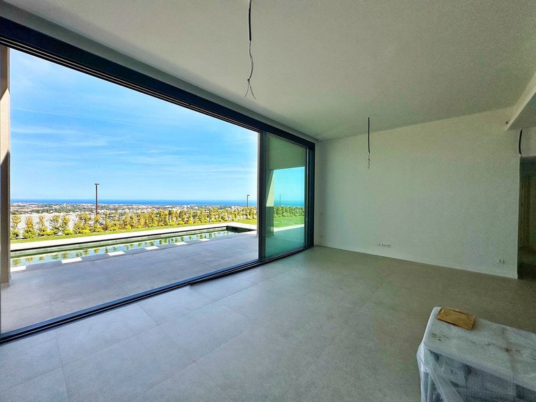 Villa for Sale in Benahavís, Malaga 10