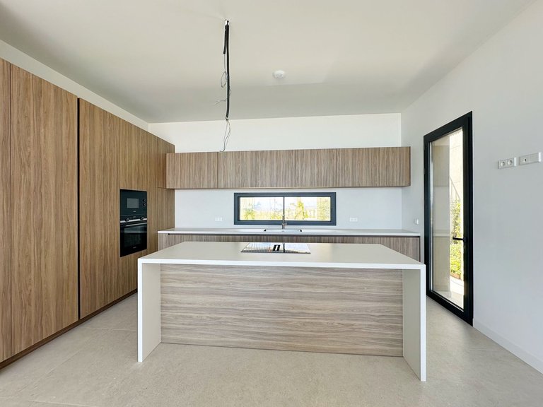 Villa for Sale in Benahavís, Malaga 16