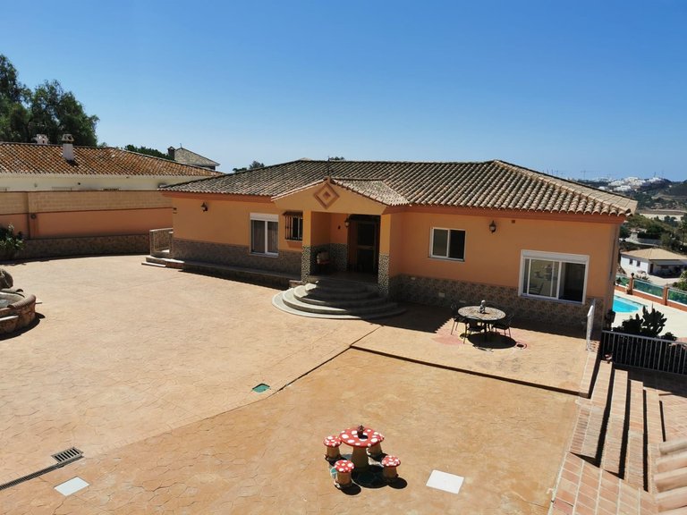 Villa for Sale in La Cala De Mijas, Malaga 3