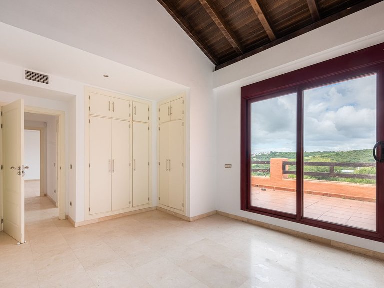 Apartment for Sale in Casares, Malaga 12