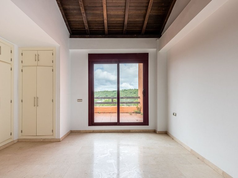 Apartment for Sale in Casares, Malaga 13