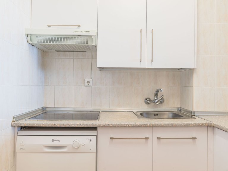 Apartment for Sale in Benalmadena Costa, Malaga 23