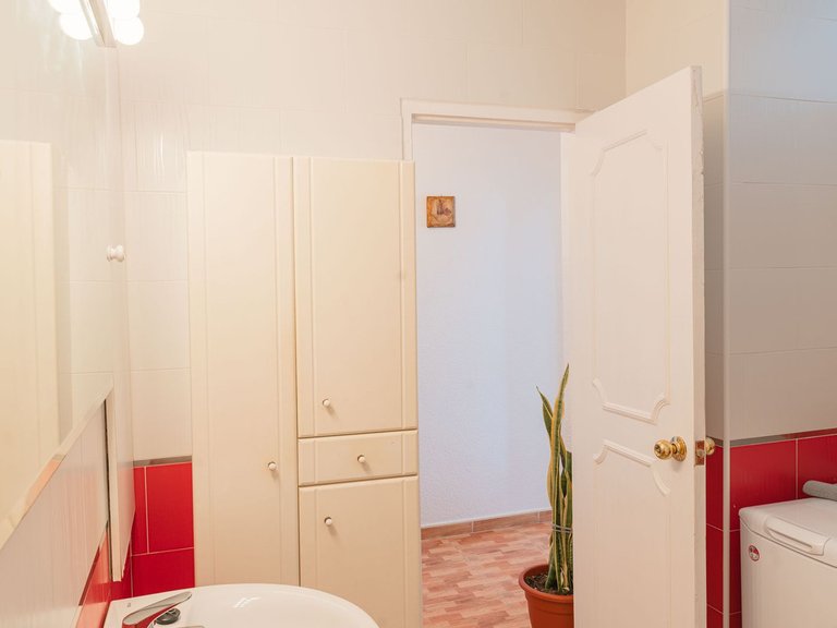 Apartment for Sale in Benalmadena Costa, Malaga 34