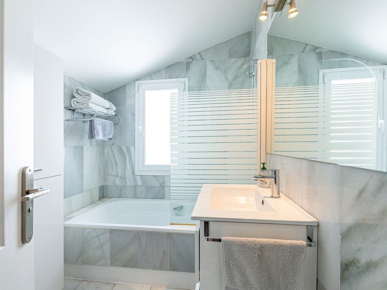 Town House for Sale in Costa del Sol, Nueva Andalucía, Malaga 15