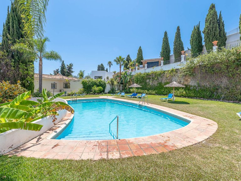 Villa for Sale in Nueva Andalucía, Malaga 22