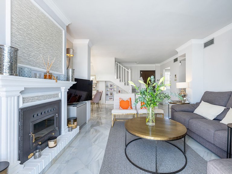 Villa for Sale in Nueva Andalucía, Malaga 6