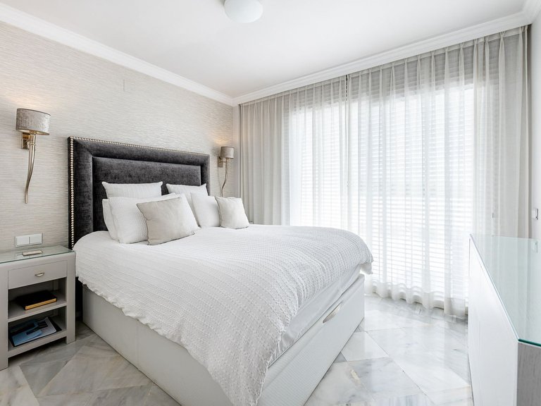Town House for Sale in Costa del Sol, Nueva Andalucía, Malaga 8
