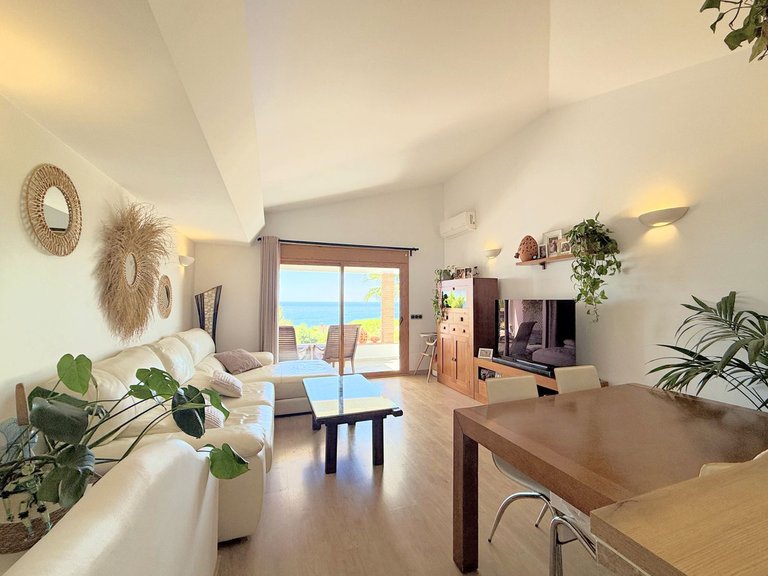 Villa for Sale in Estepona, Malaga 13